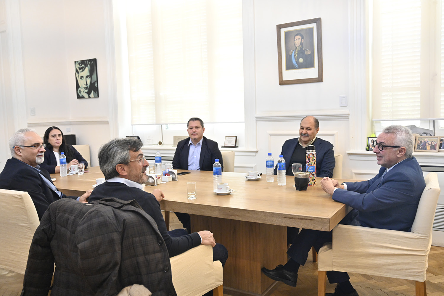 NOTICIAS DE TIGRE Con eje en el empleo y la situación actual de las PyMES, Julio Zamora recibió al presidente de la Unión Industrial Argentina, Martín Rapallini